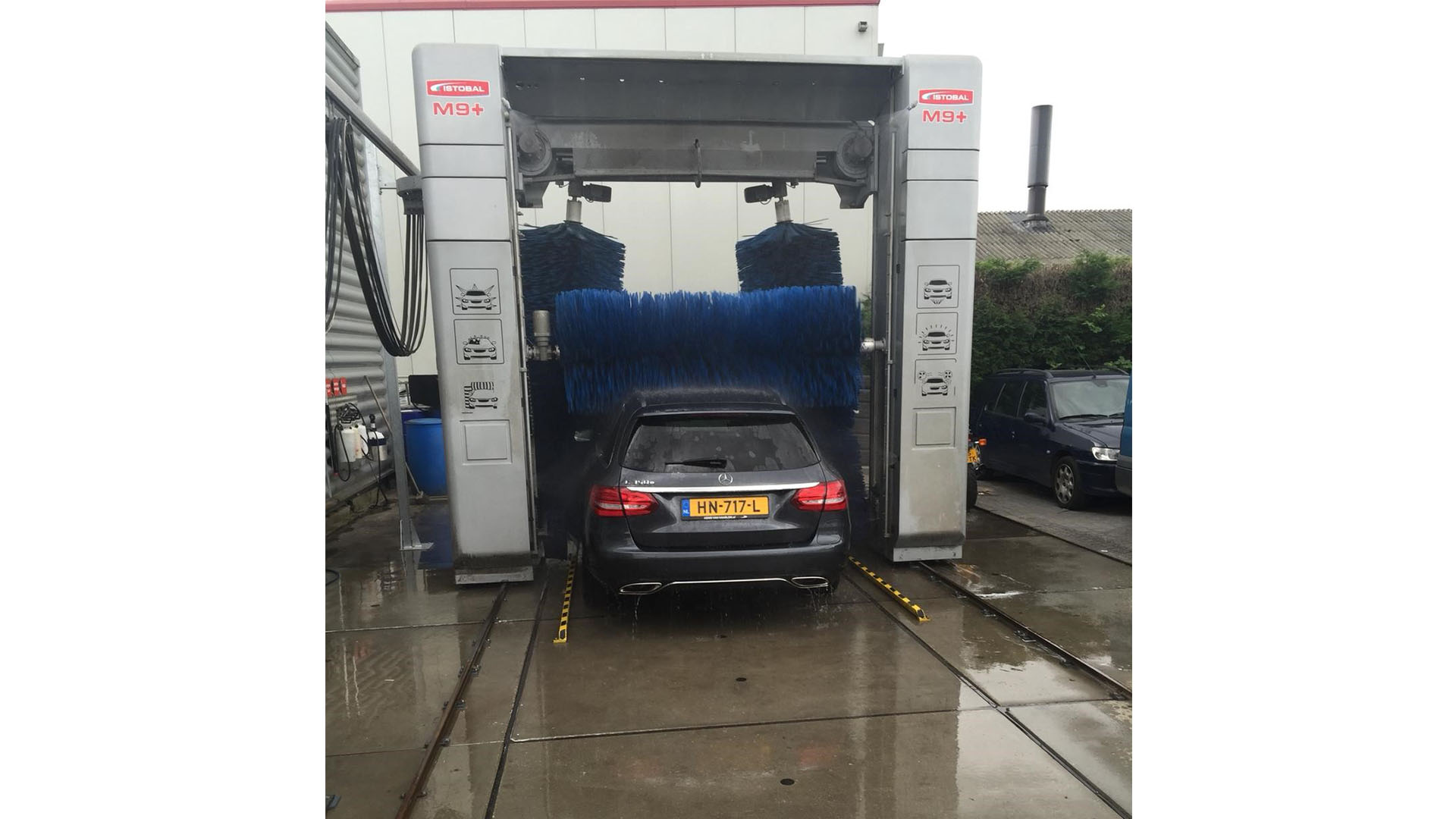 Autobedrijf Henri van Haarlem - Istobal Carwash